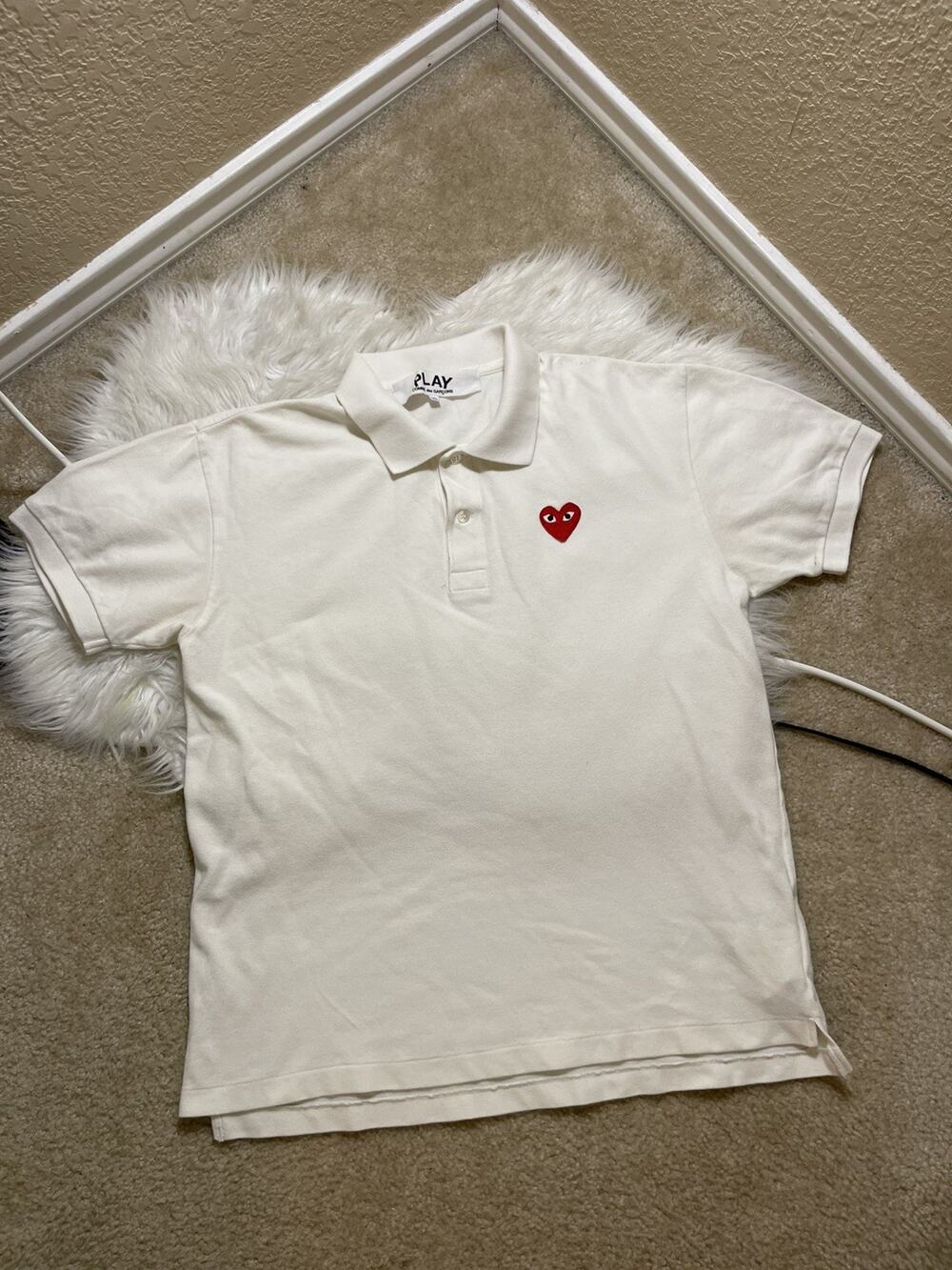 COMME des GARCONS White Short Sleeve Polo Shirt Red Play Heart XL (Boys/Teens)